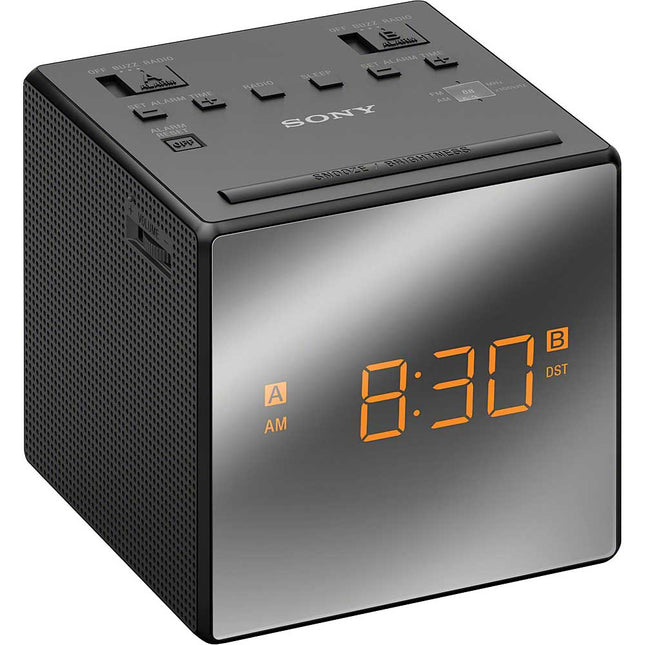 Dual Alarm Clock with FM/AM Radio, Black